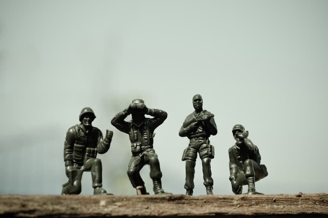 Как продать антиквариат дорого и безопасно